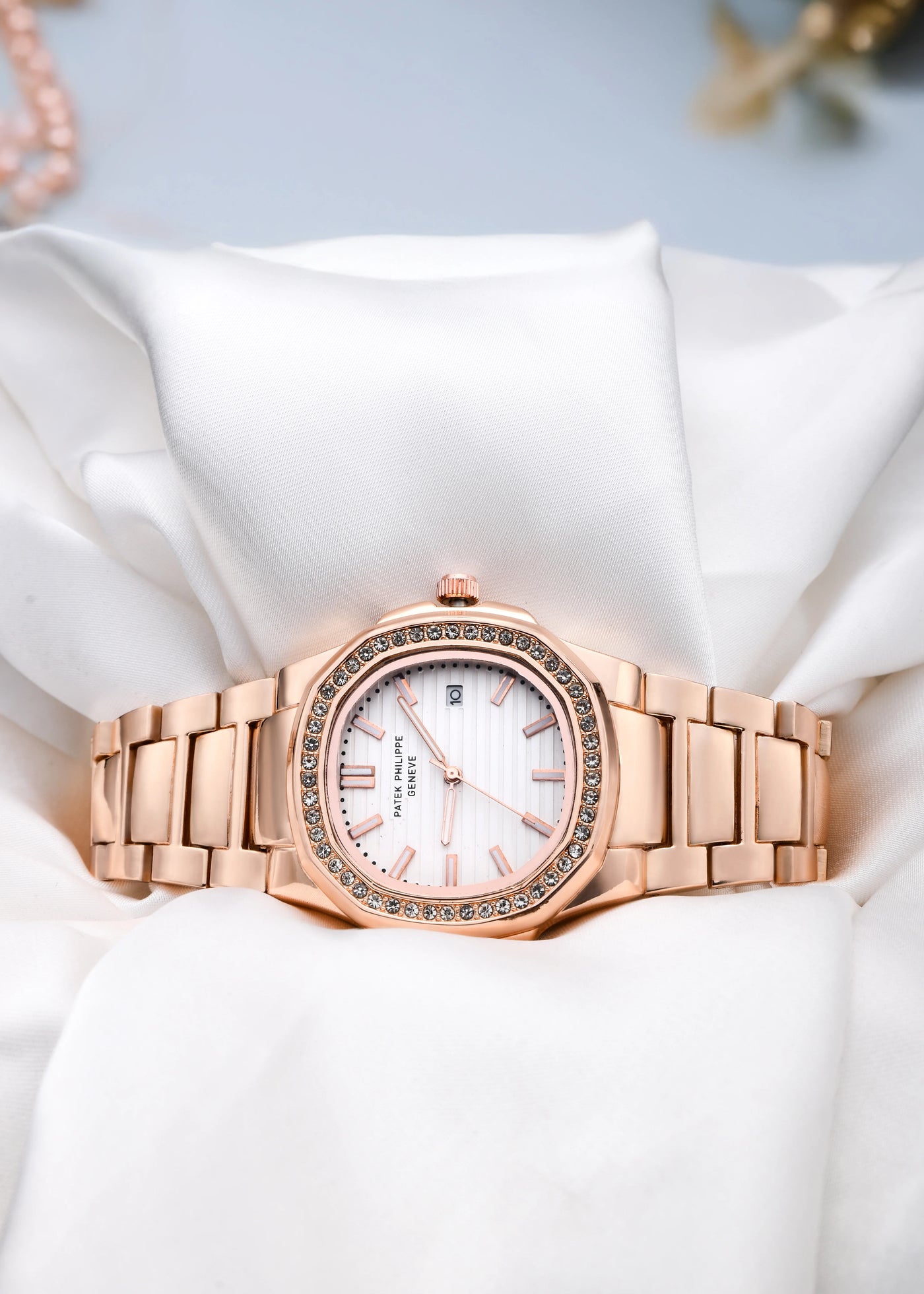 Patek Philippe Genève – A Masterpiece of Timeless Luxury